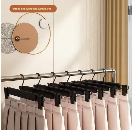 Black Adjustable Metal Hangers For Clothes (Pack of 5)